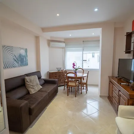 Larra Nervion Subway Tranvia Apartment